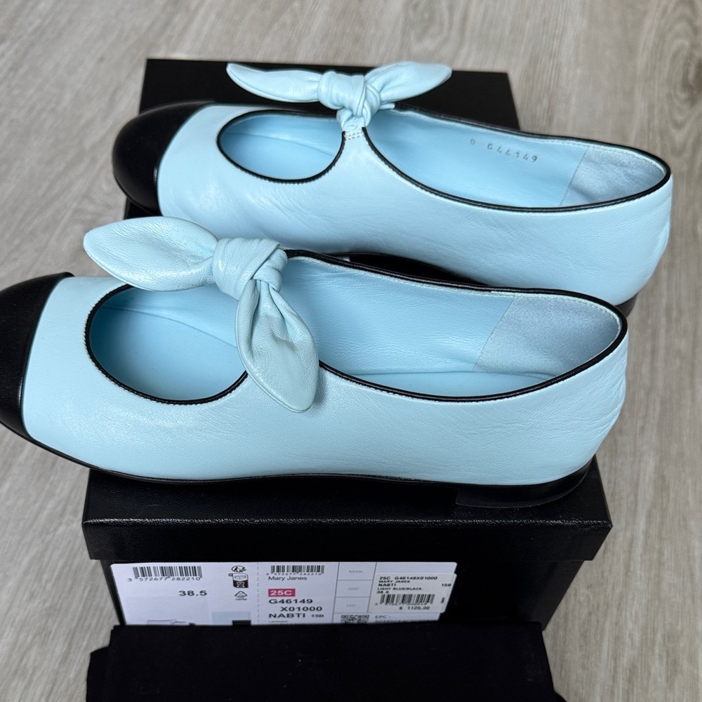 CHANEL Women's Light Blue and Black Flats with Bow - Picture 4 of 7